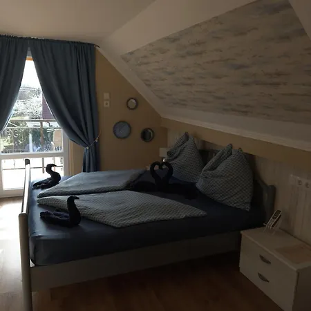 Rozsa 2 * Alsóörs
